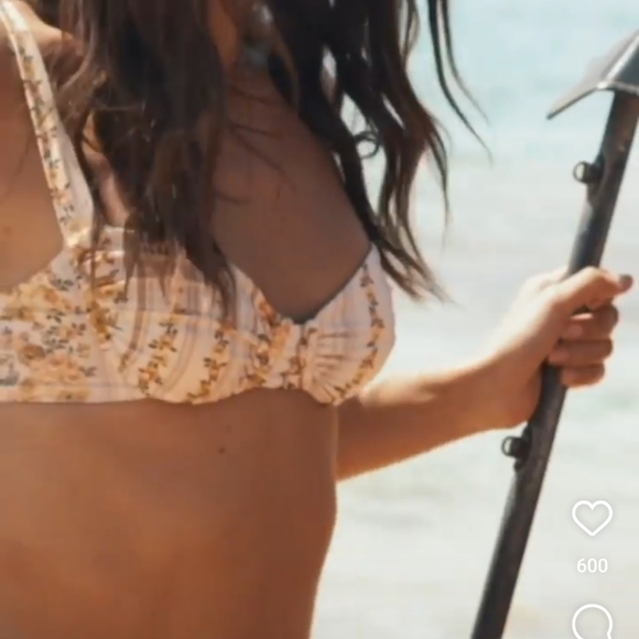 Capittana Floral Bikini Set - Picture 6 of 6